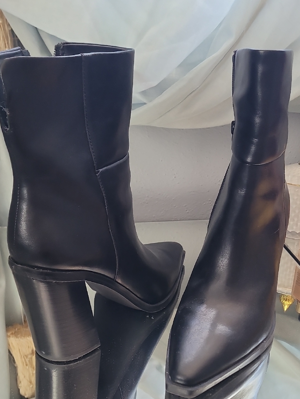 Steve Madden Women's Black Leather Block Heel Ankle Boots